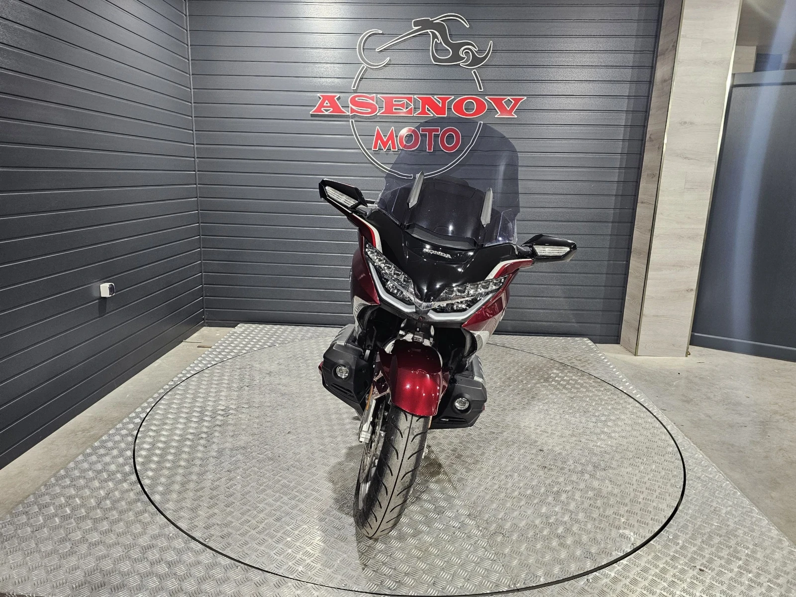 Honda Gold Wing RED and BLACK, снимка 7 - Мотоциклети и мототехника - 55282235