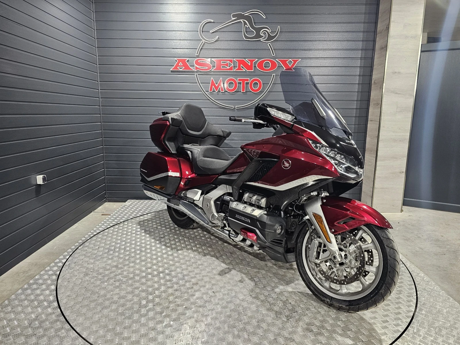 Honda Gold Wing RED and BLACK