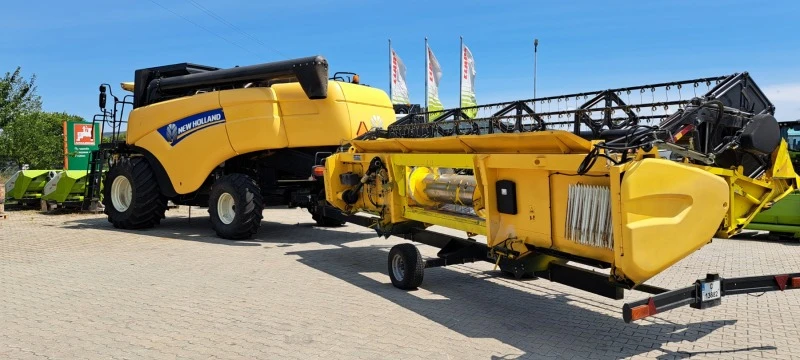 Комбайн New Holland CX6080, снимка 2 - Селскостопанска техника - 46693943