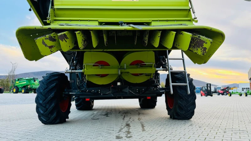 Комбайн Claas LEXION 450 + C 660, снимка 8 - Селскостопанска техника - 50389573