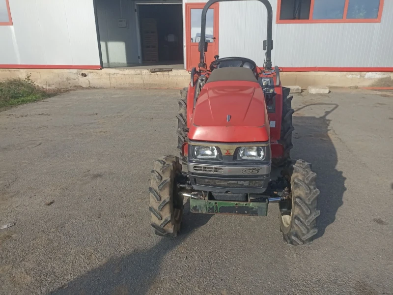 Трактор Mitsubishi 201, снимка 5 - Селскостопанска техника - 52840165