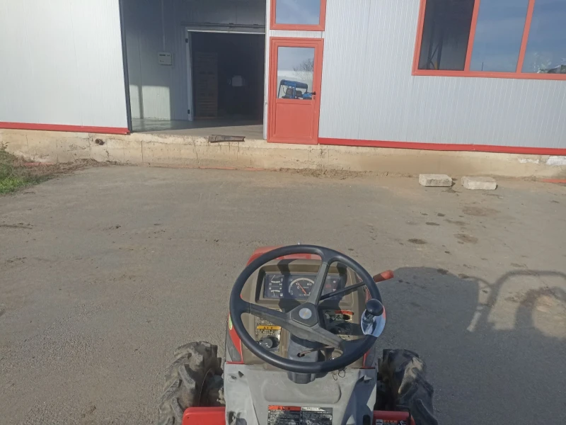 Трактор Mitsubishi 201, снимка 9 - Селскостопанска техника - 52840165