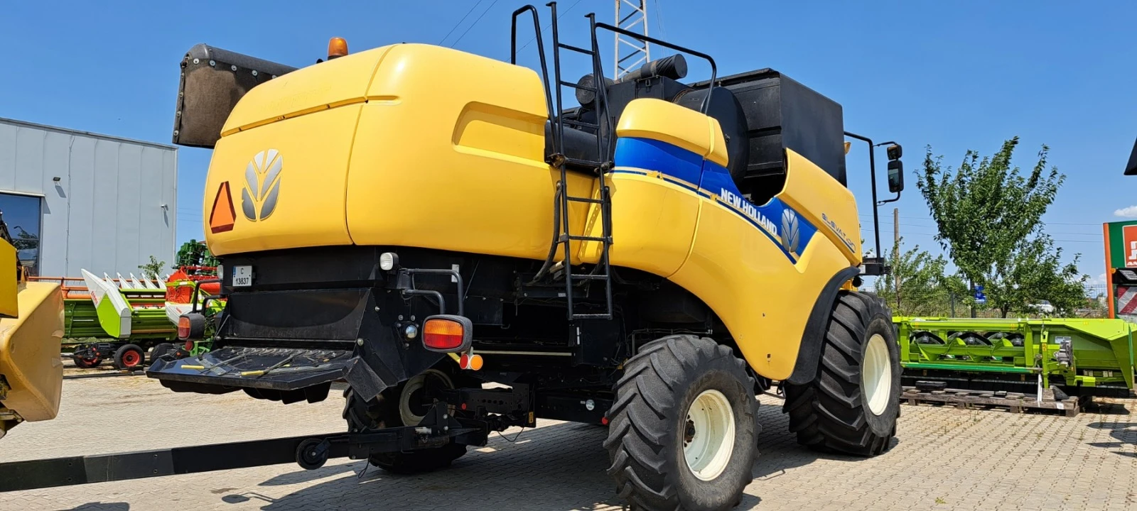 Комбайн New Holland CX6080 - изображение 8