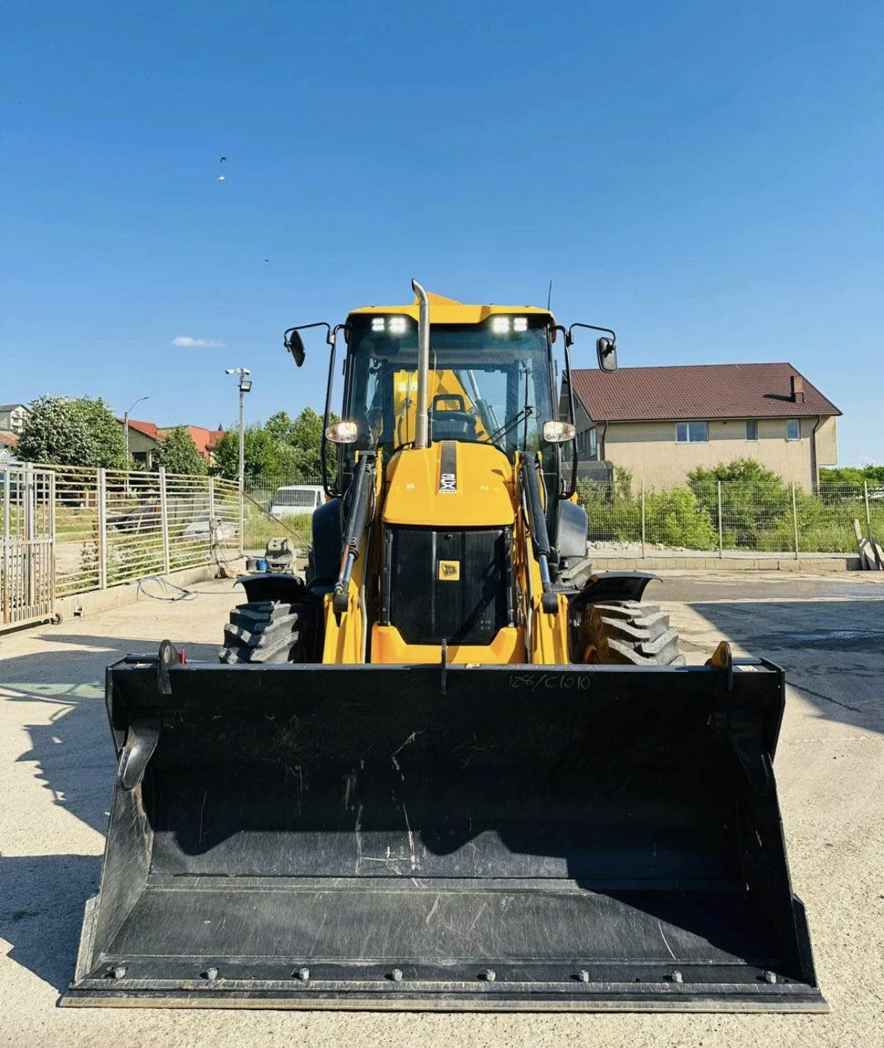 ����� JCB 3CX - 2019�. - 400�/� - 20000���� - �� 27.07 | Mobile.bg � ����������� 3