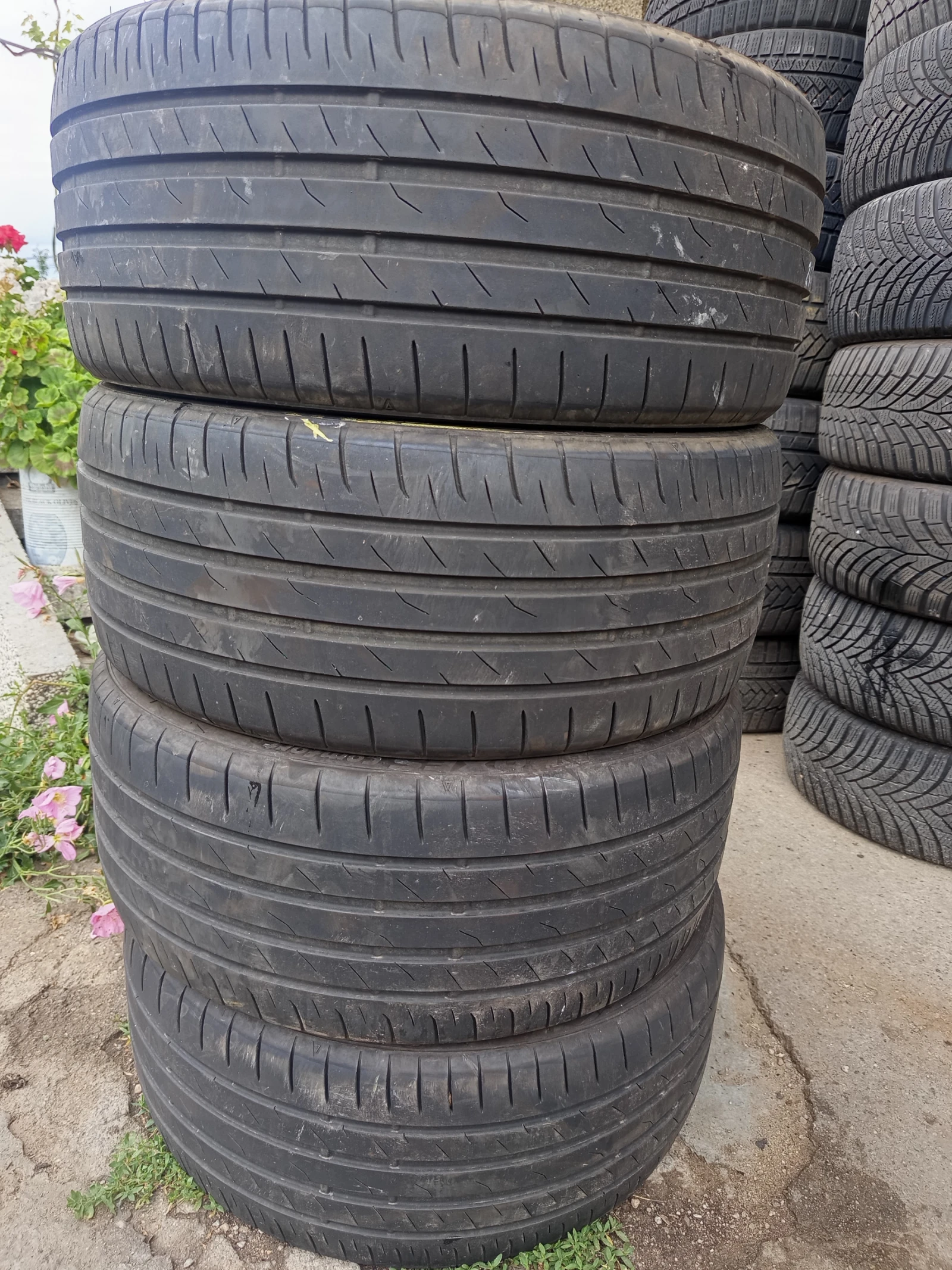 Гуми Летни 225/40R18