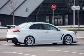 Mitsubishi Lancer Evolution X  | Mobile.bg    8