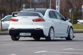     Mitsubishi Lancer Evolution X 