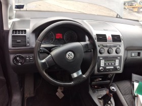 VW Touran 1.9, снимка 3 - Автомобили и джипове - 43315111
