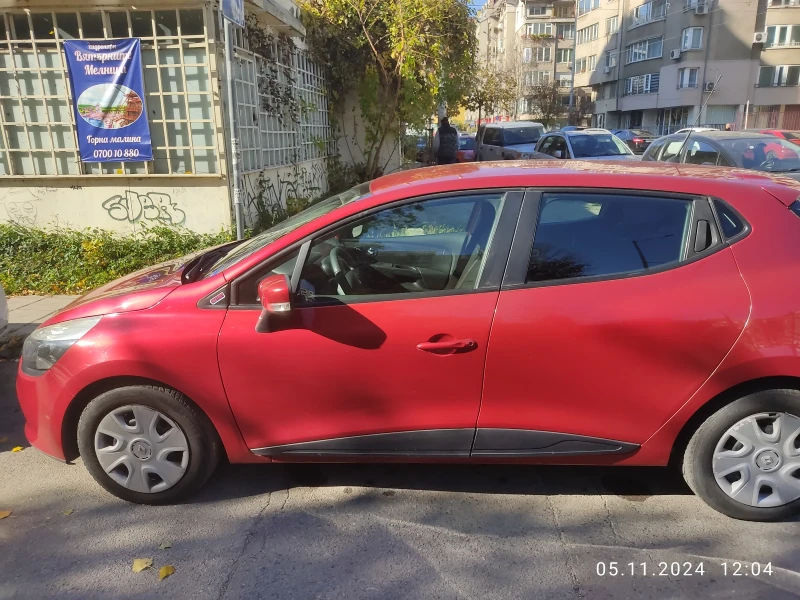 Renault Clio, снимка 9 - Автомобили и джипове - 47806482