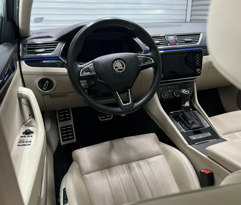 Skoda Superb 2.0TDI* 190кс* 4х4* Laurin & Klement, снимка 7 - Автомобили и джипове - 52471841