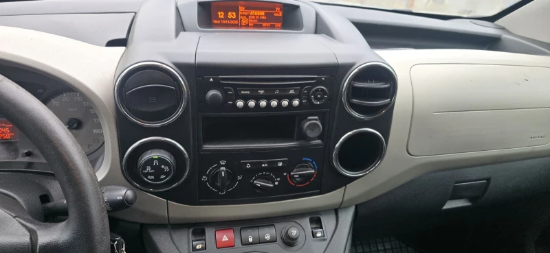 Citroen Berlingo XTR 115кс  1.6HDI, снимка 11 - Автомобили и джипове - 52473746