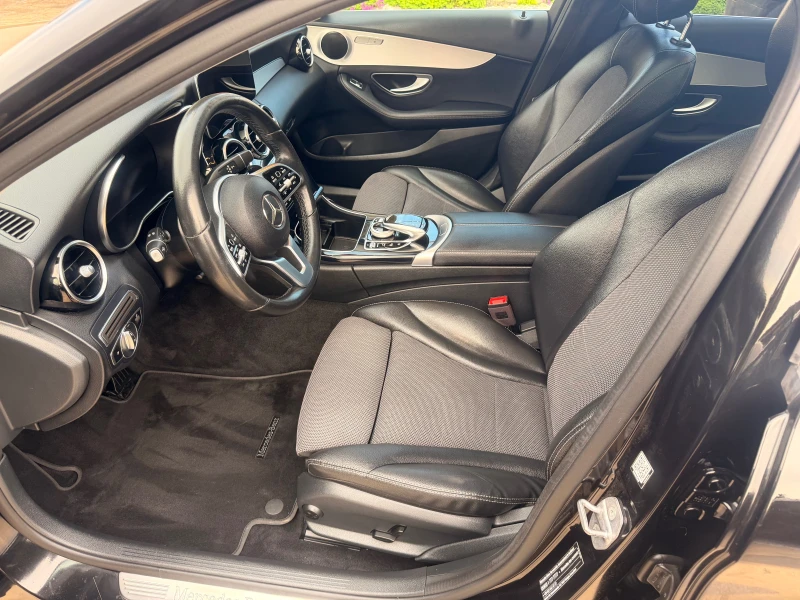 Mercedes-Benz C 220 AMG-LINE* 4MATIC* PANORAMA* DIGITAL* DISTRONIK* , снимка 5 - Автомобили и джипове - 52479226