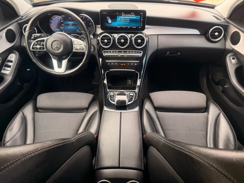 Mercedes-Benz C 220 AMG-LINE* 4MATIC* PANORAMA* DIGITAL* DISTRONIK* , снимка 11 - Автомобили и джипове - 52479226