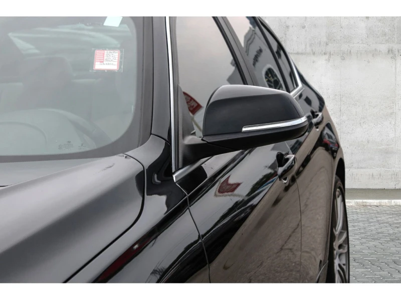 BMW 335 * 335i xDrive AWD | SiriusXM| HtdSeats| Sunroof| *, снимка 9 - Автомобили и джипове - 52931572