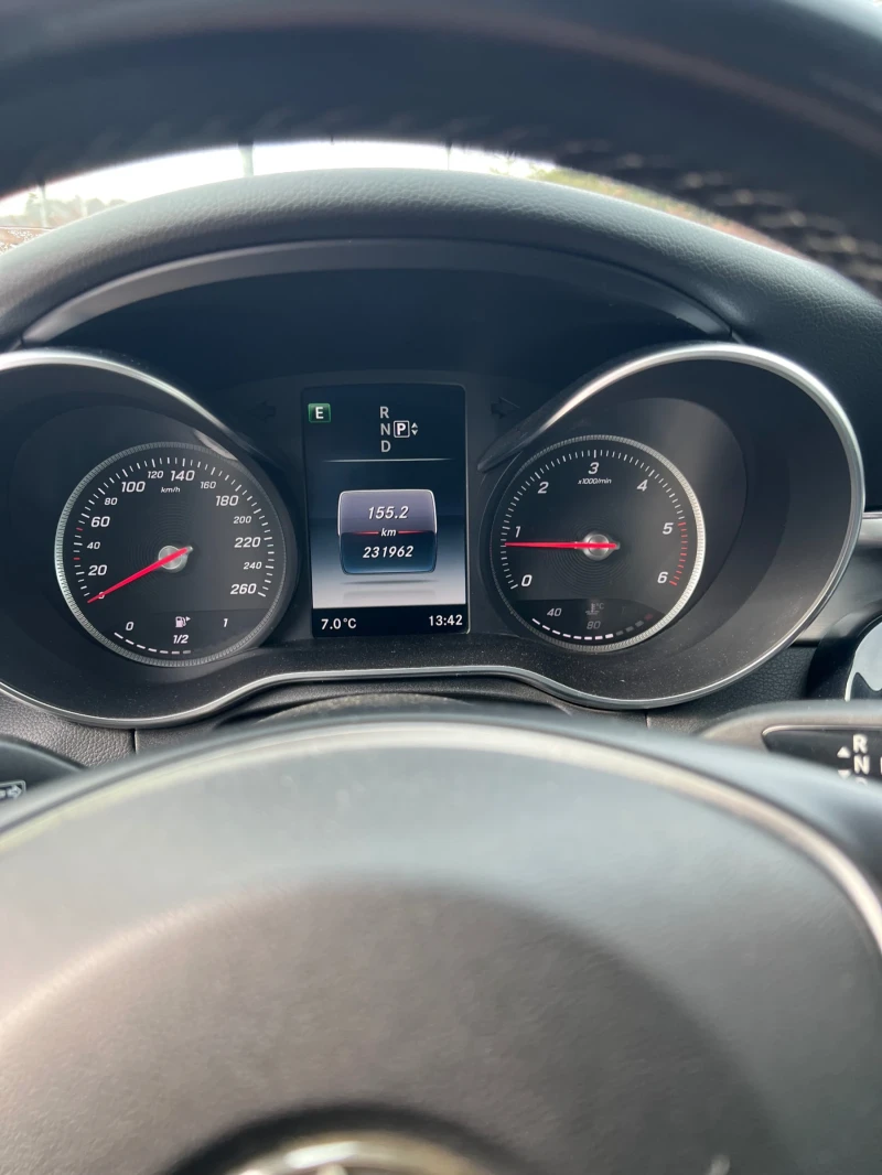 Mercedes-Benz C 220, снимка 8 - Автомобили и джипове - 53280167