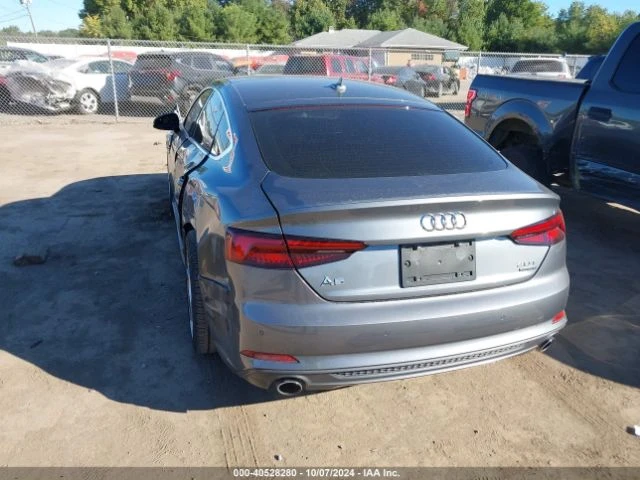 Audi A5 2.0T Premium, снимка 5 - Автомобили и джипове - 48238302