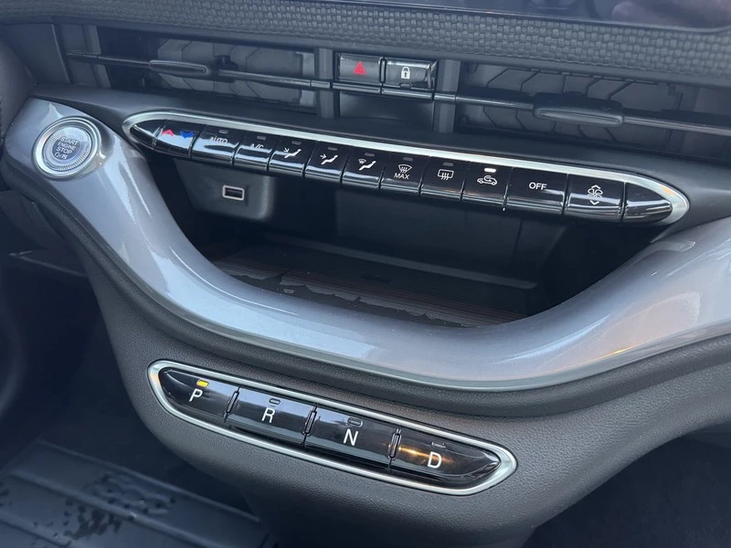 Fiat 500e е La Prima Panorama 42 kWh, снимка 15 - Автомобили и джипове - 52538318