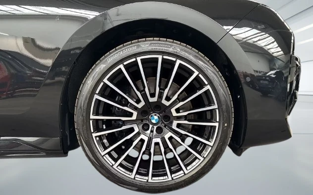 BMW 750 e xDrive = Executive = Гаранция, снимка 5 - Автомобили и джипове - 55406538
