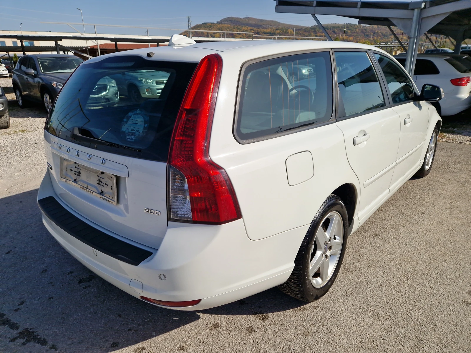 Volvo V50 2.0d 136k автомат  италия - изображение 5