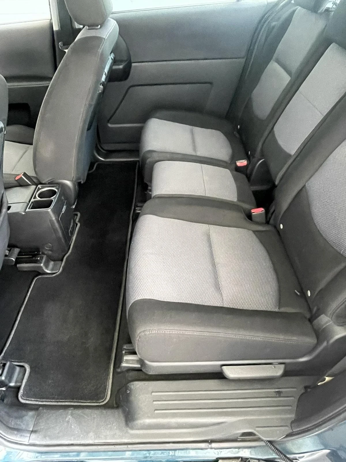 Mazda 5 2.0D 143к.с 7места - изображение 10