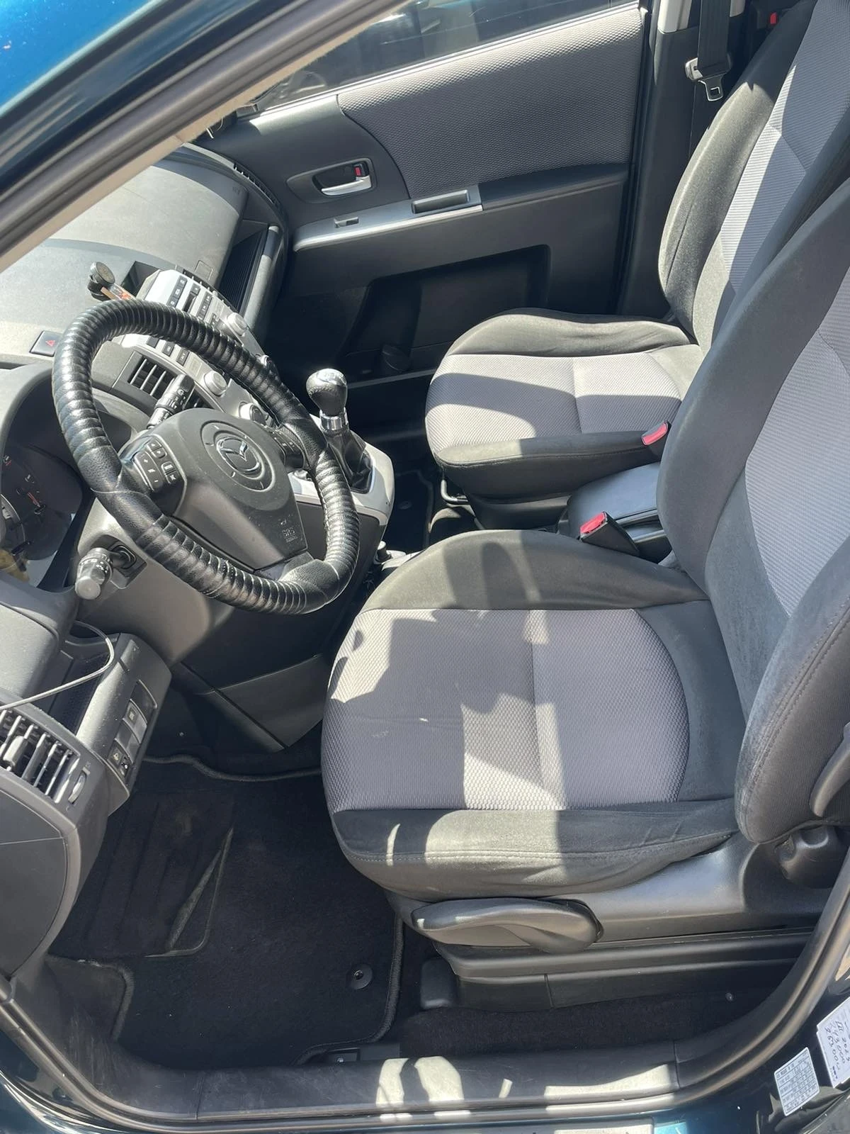 Mazda 5 2.0D 143к.с 7места - изображение 8
