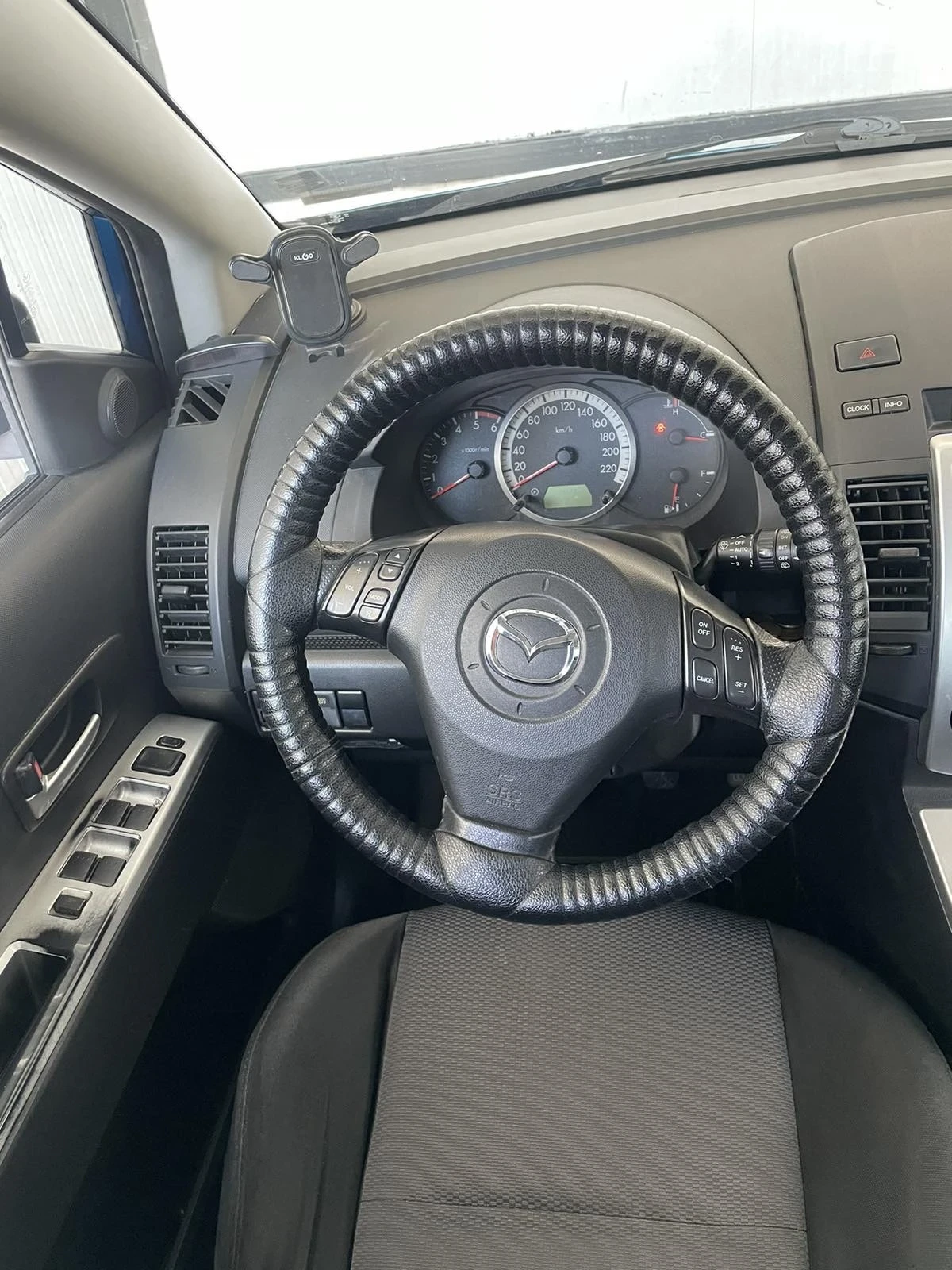 Mazda 5 2.0D 143к.с 7места - изображение 9