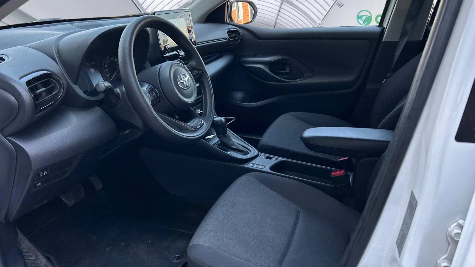 Toyota Yaris 1.5 HSD, Месечна вноска от 399 лв. - изображение 10