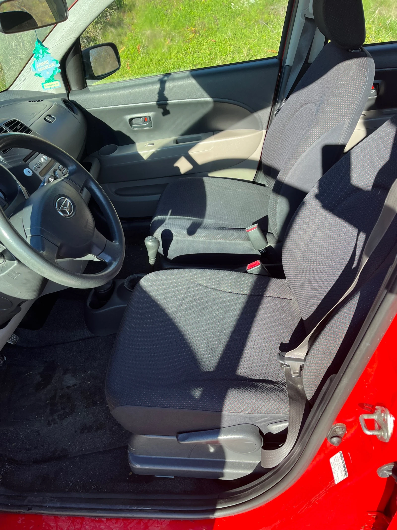 Daihatsu Sirion  - изображение 6