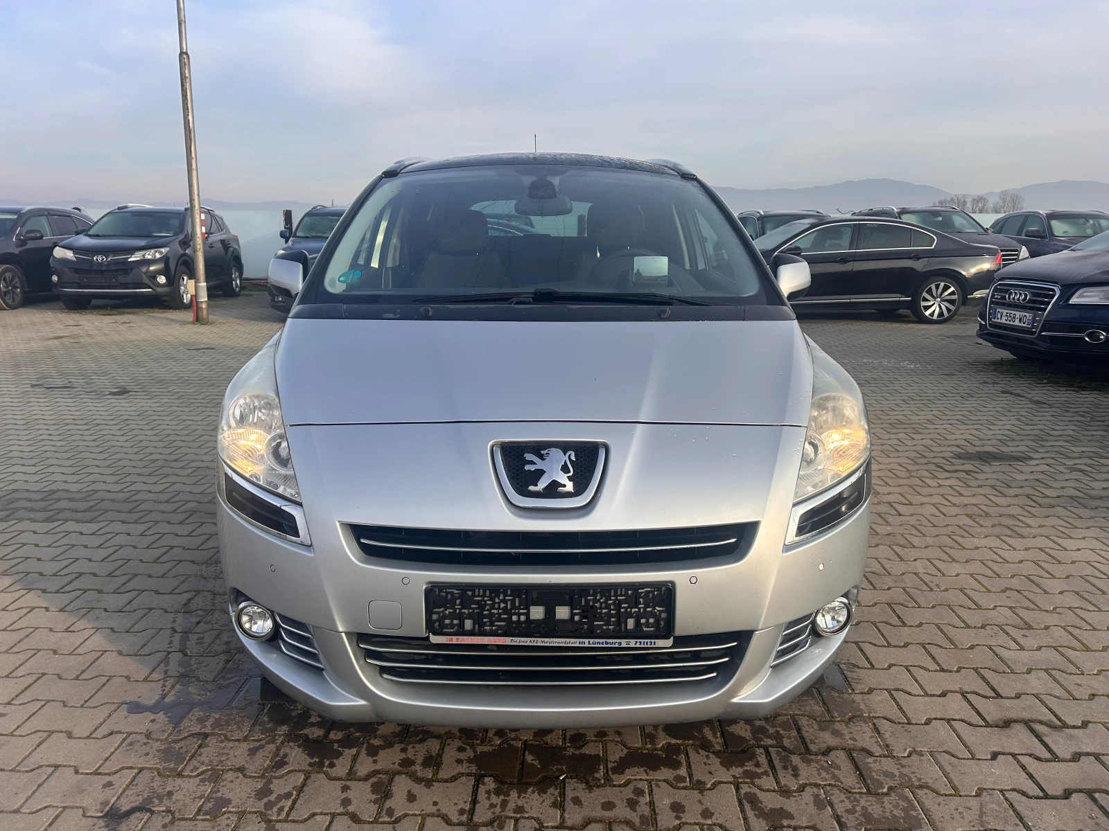 Peugeot 5008 2.0HDI NAVI/PANORAMA 6+ 1 EURO 5 - изображение 3