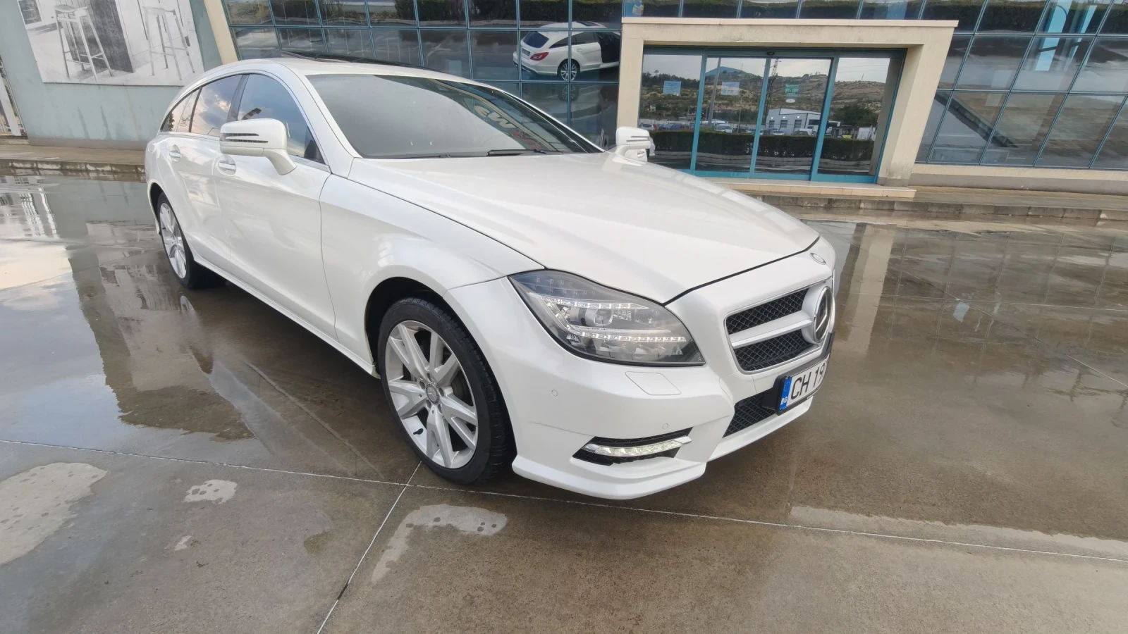 Mercedes-Benz CLS 350 CLS Shooting Brake 4M AMG Line + LED+ AHK | Mobile.bg � ����������� 3