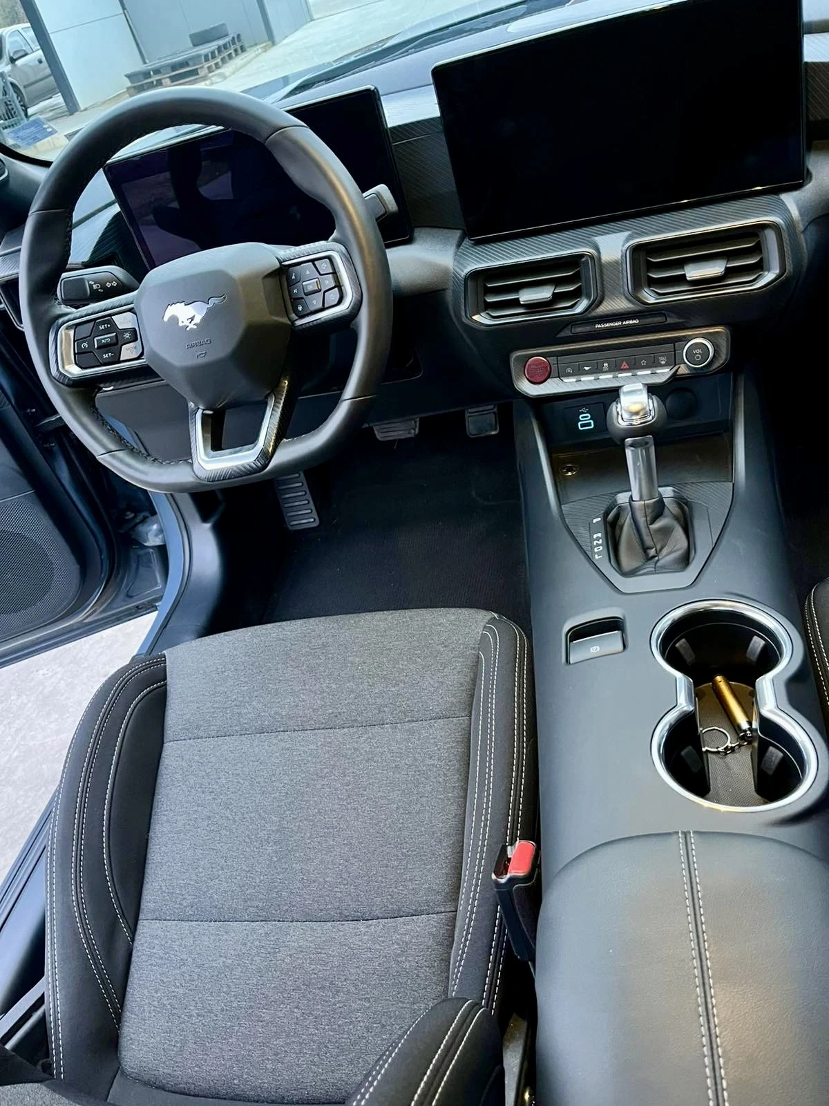 Ford Mustang Ecoboost, снимка 10 - Автомобили и джипове - 53382632