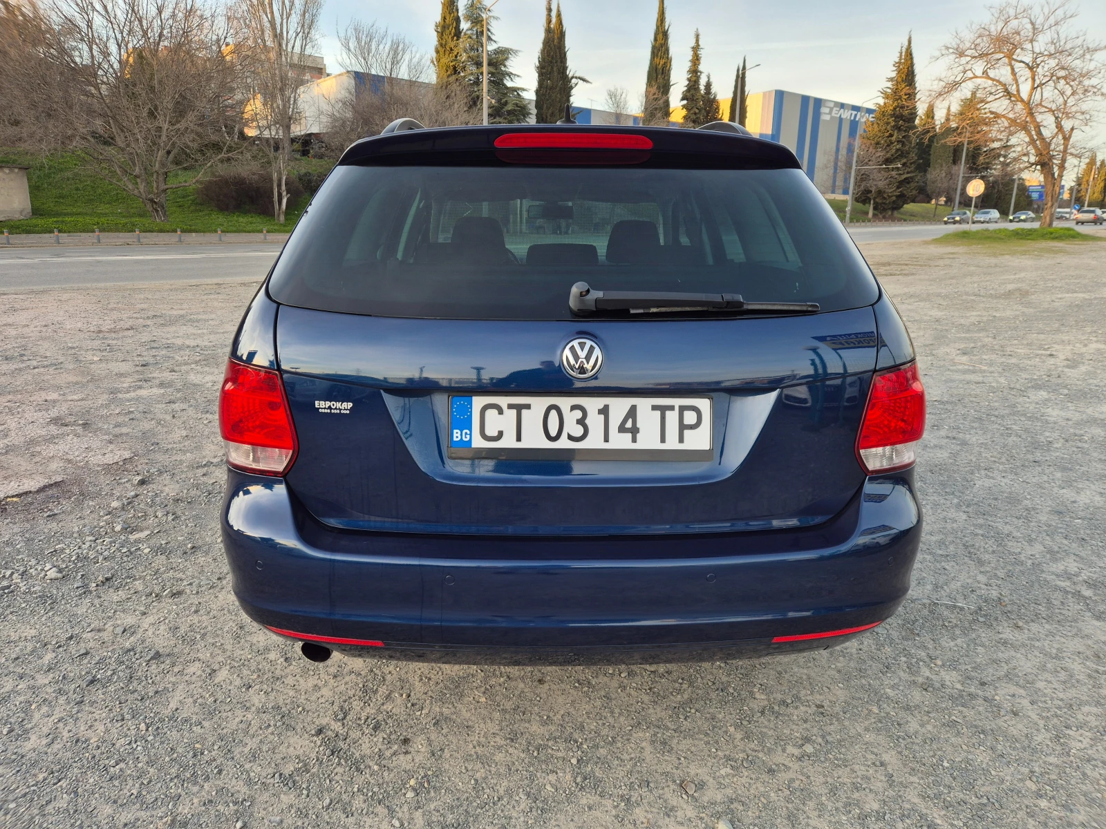 VW Golf Variant 1.6TDI 105к.с., снимка 4 - Автомобили и джипове - 53807401