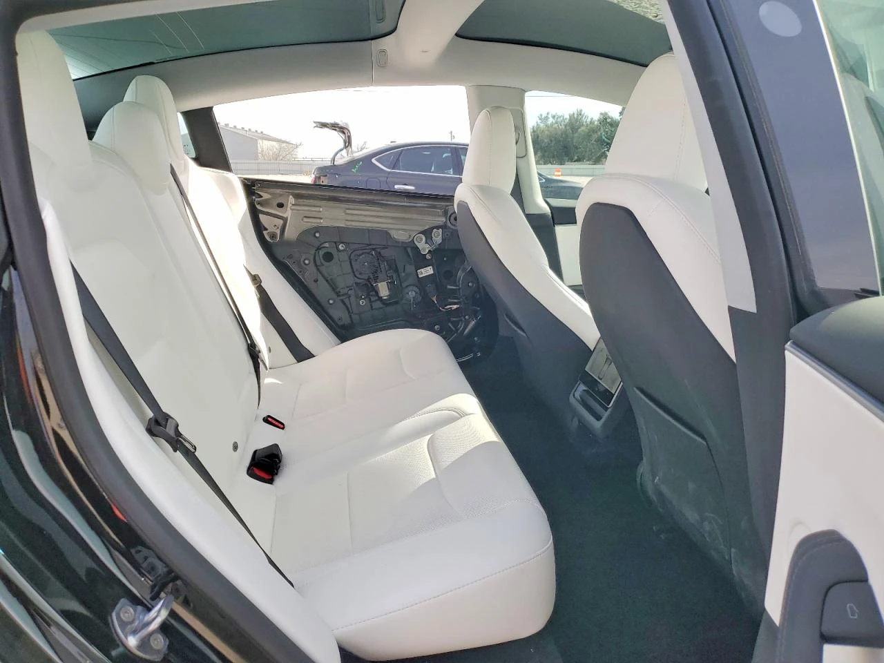 Tesla Model 3 ������ ���� �� ��!!! | Mobile.bg � ����������� 11