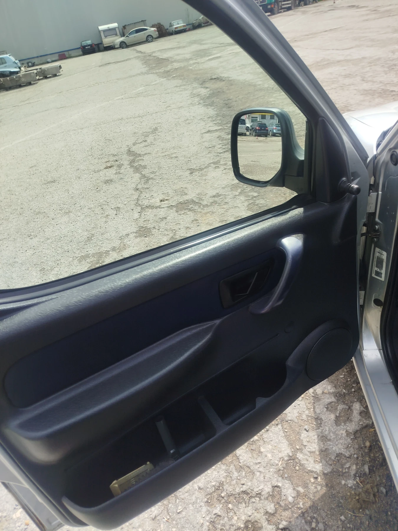 Citroen Berlingo 2.0HDI, снимка 6 - Автомобили и джипове - 54165641