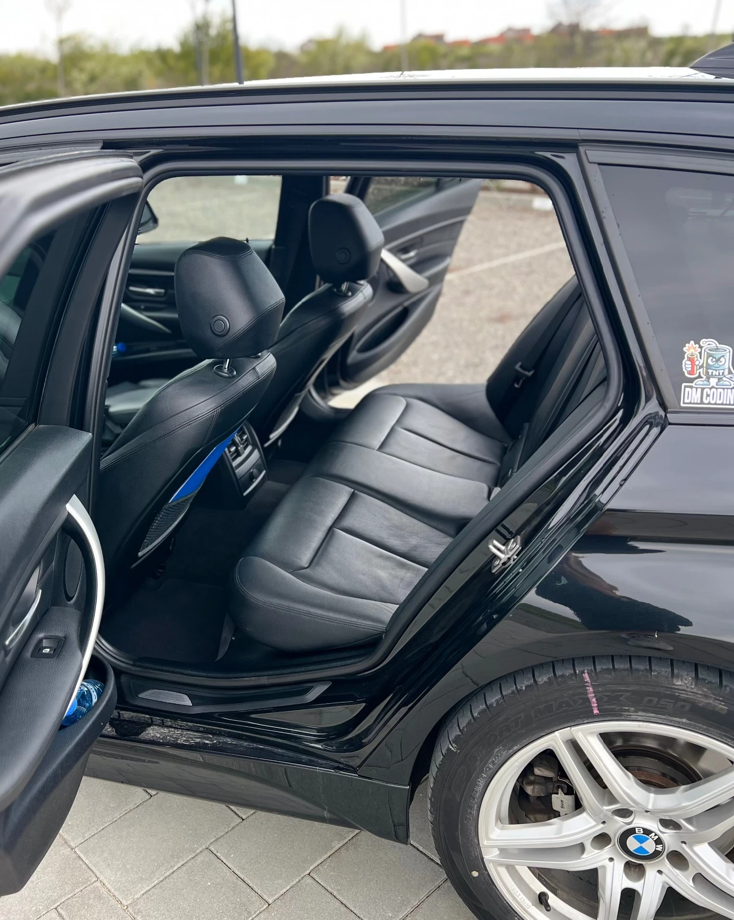 BMW 330 XDrive, снимка 9 - Автомобили и джипове - 54284732