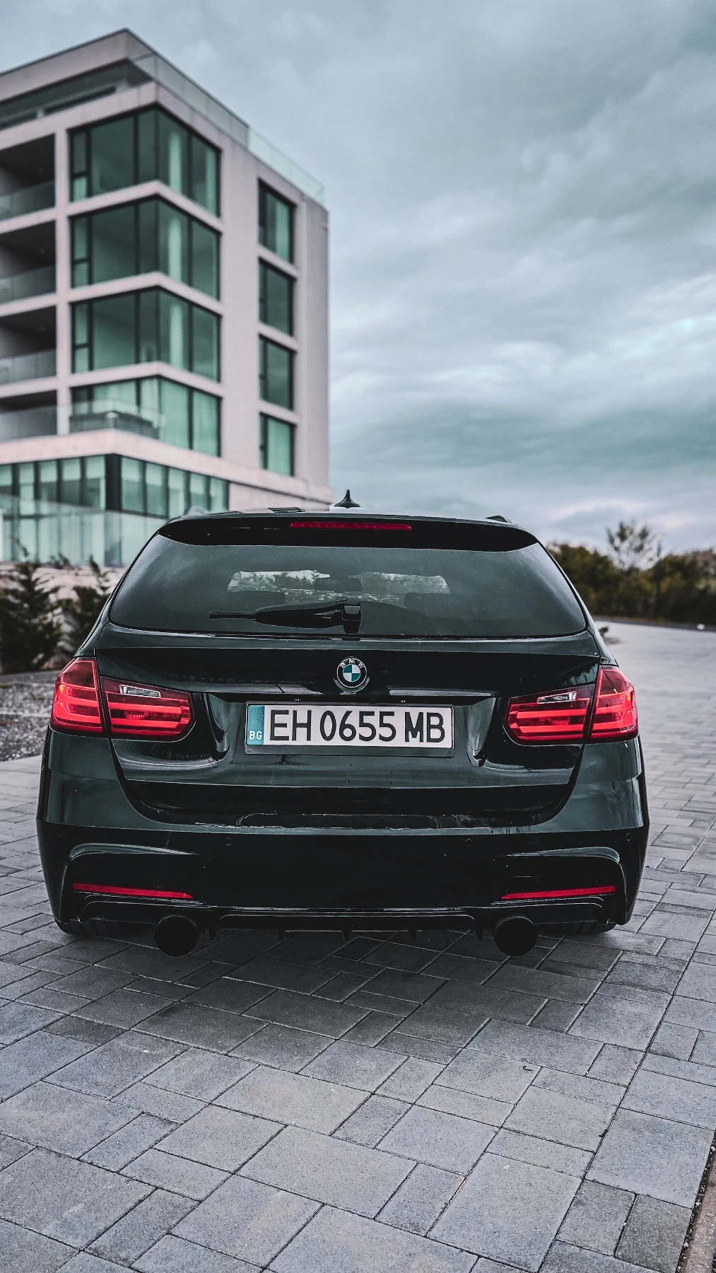 BMW 330 XDrive, снимка 4 - Автомобили и джипове - 54284732