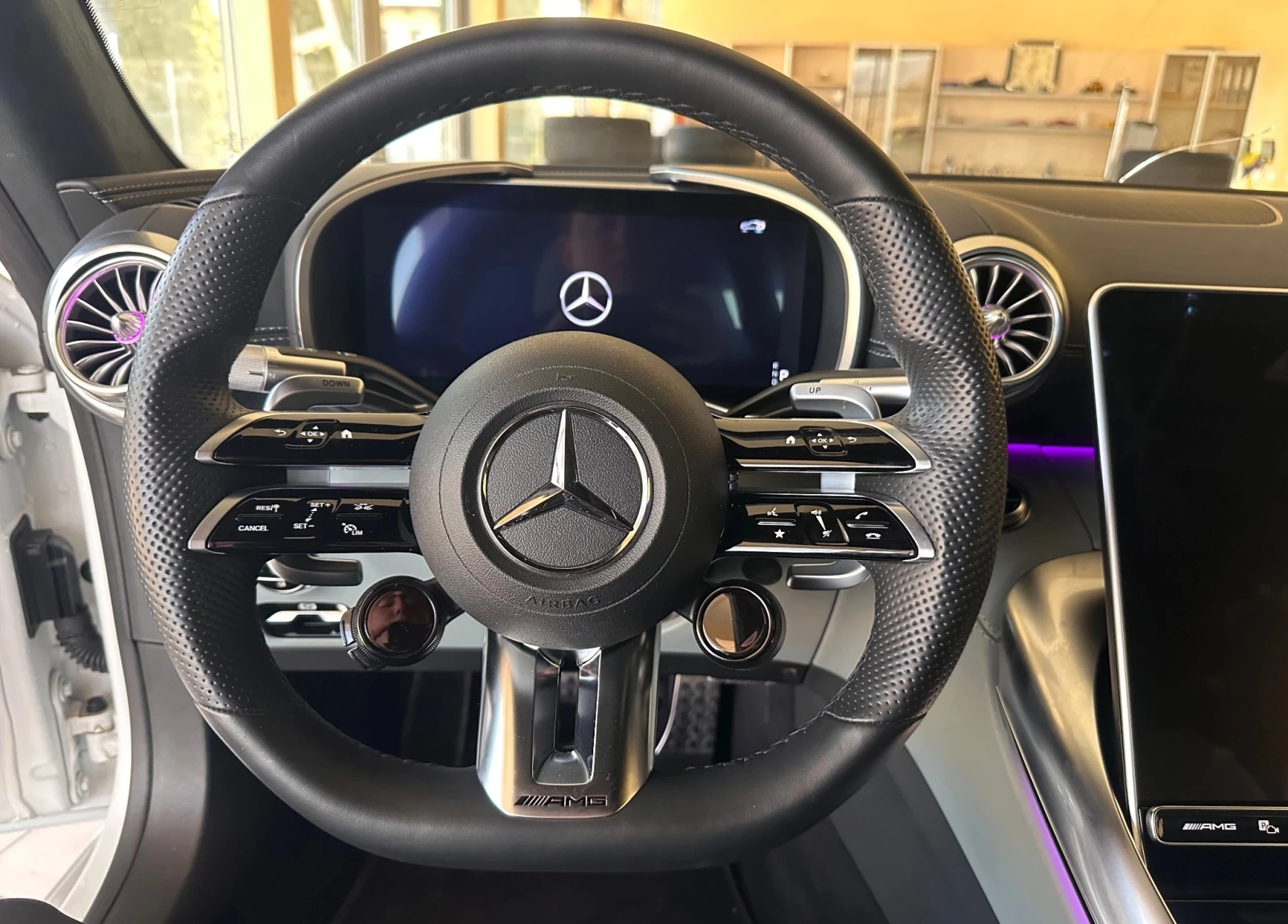 Mercedes-Benz SL 63 AMG 4Matic+ , снимка 6 - Автомобили и джипове - 54333427