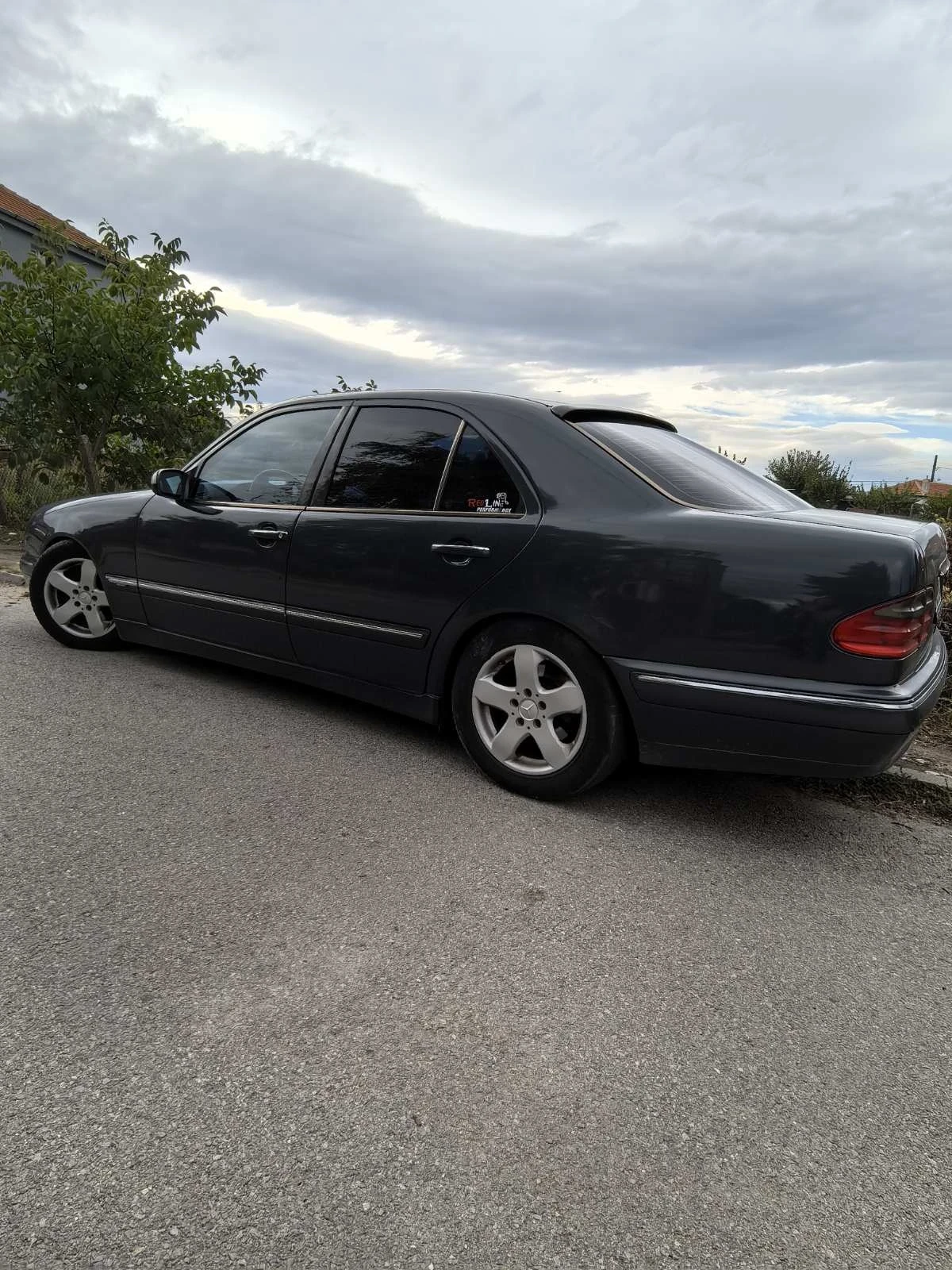 Mercedes-Benz E 320, снимка 6 - Автомобили и джипове - 54479058