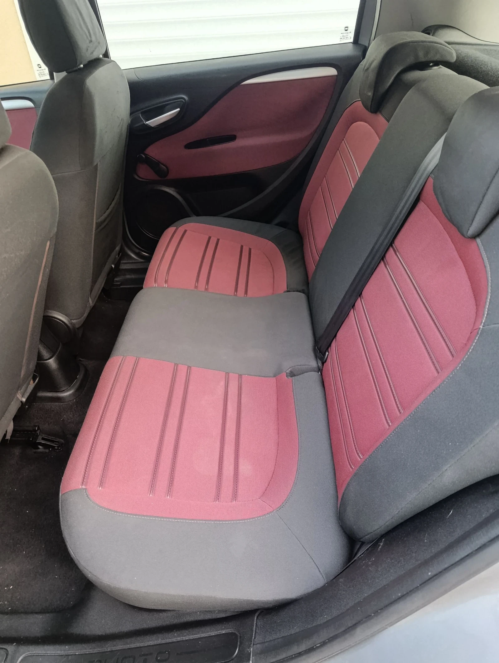 Fiat Punto 1.3 мултиджет , снимка 10 - Автомобили и джипове - 54576621