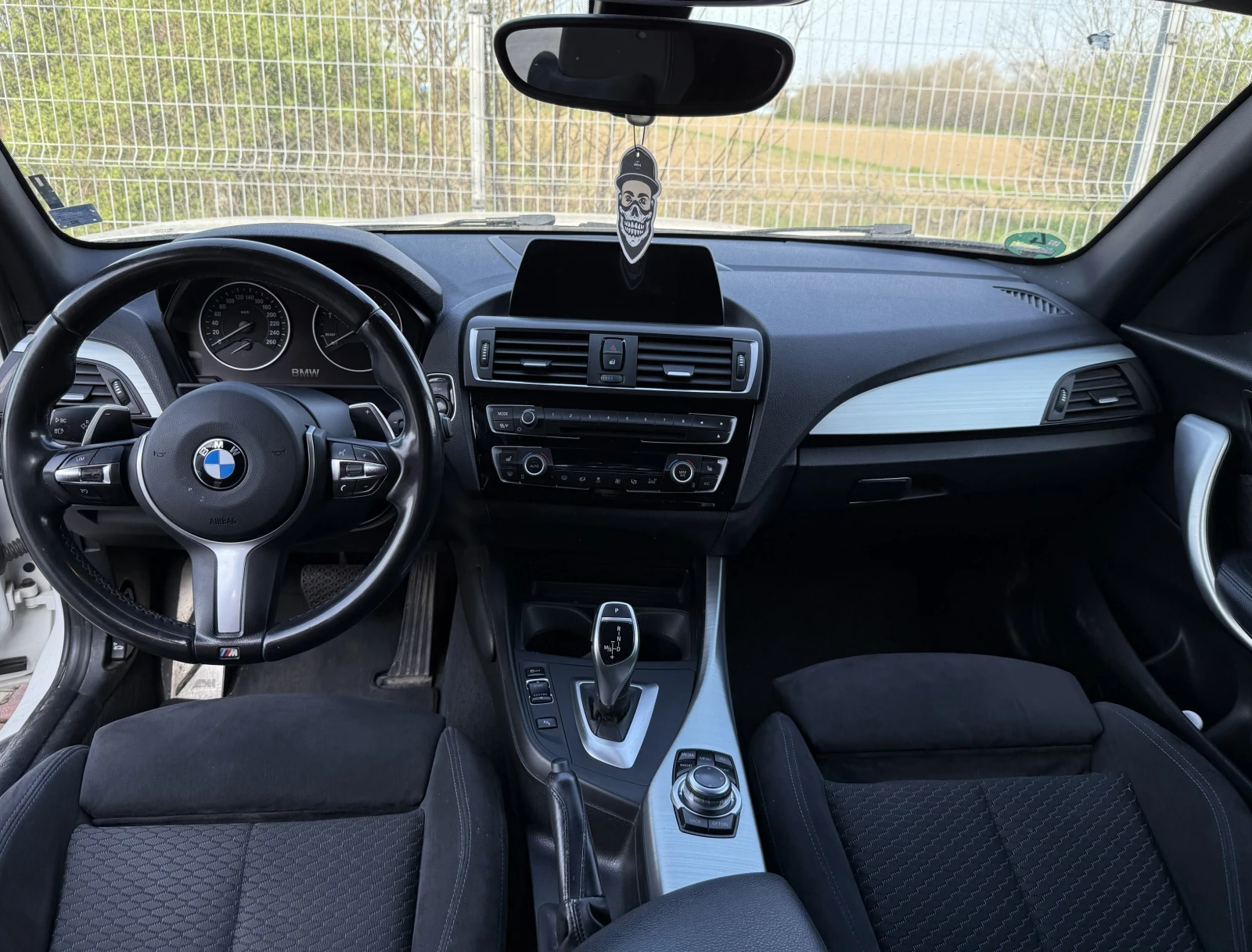 BMW 120 d M-Sport, снимка 10 - Автомобили и джипове - 54778502