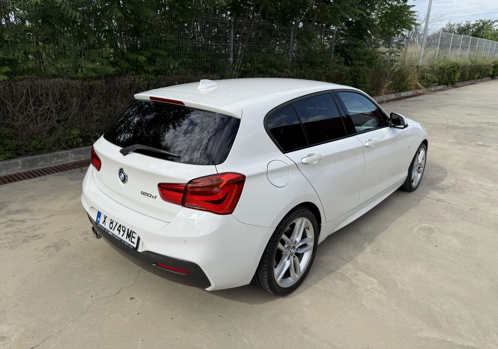BMW 120 d M-Sport, снимка 5 - Автомобили и джипове - 54778502