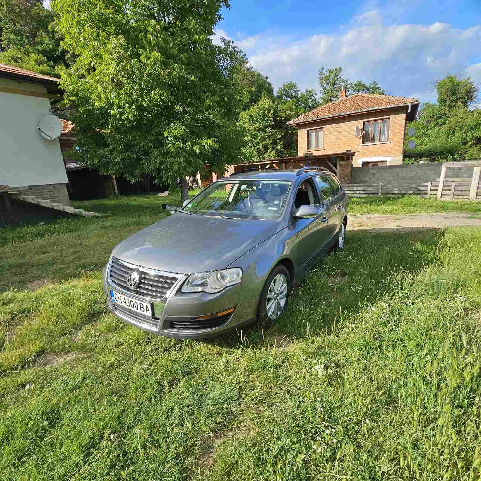 VW Passat, снимка 4 - Автомобили и джипове - 54900575