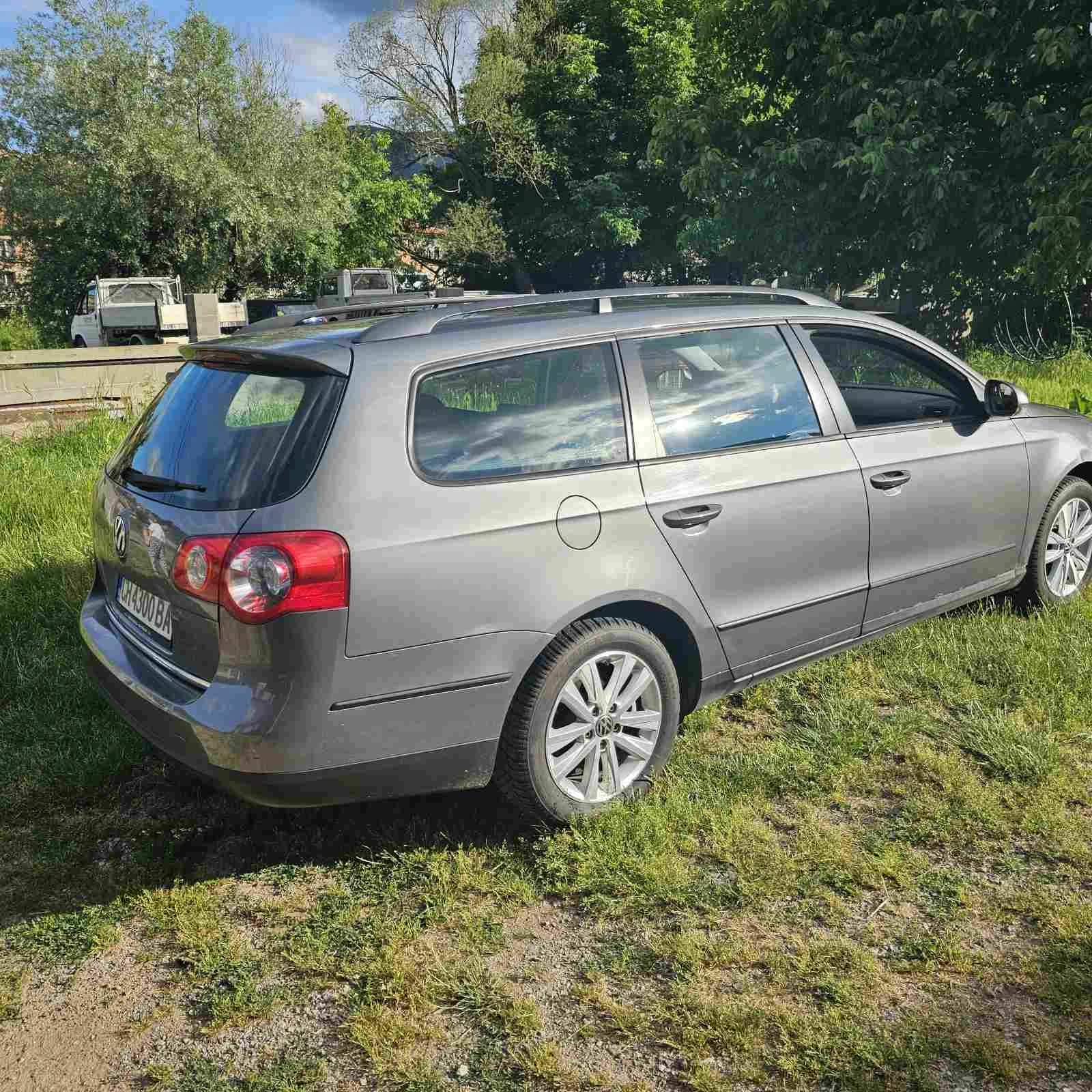 VW Passat, снимка 9 - Автомобили и джипове - 54900575