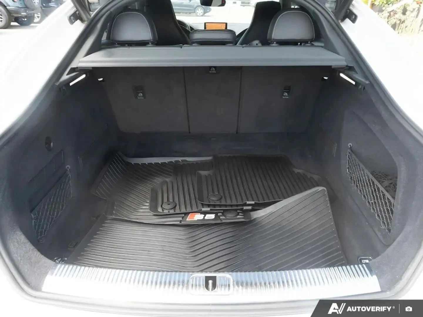 Audi S5 Technik * АвтоКредит * (ЦЕНА ДО БГ), снимка 7 - Автомобили и джипове - 54906849