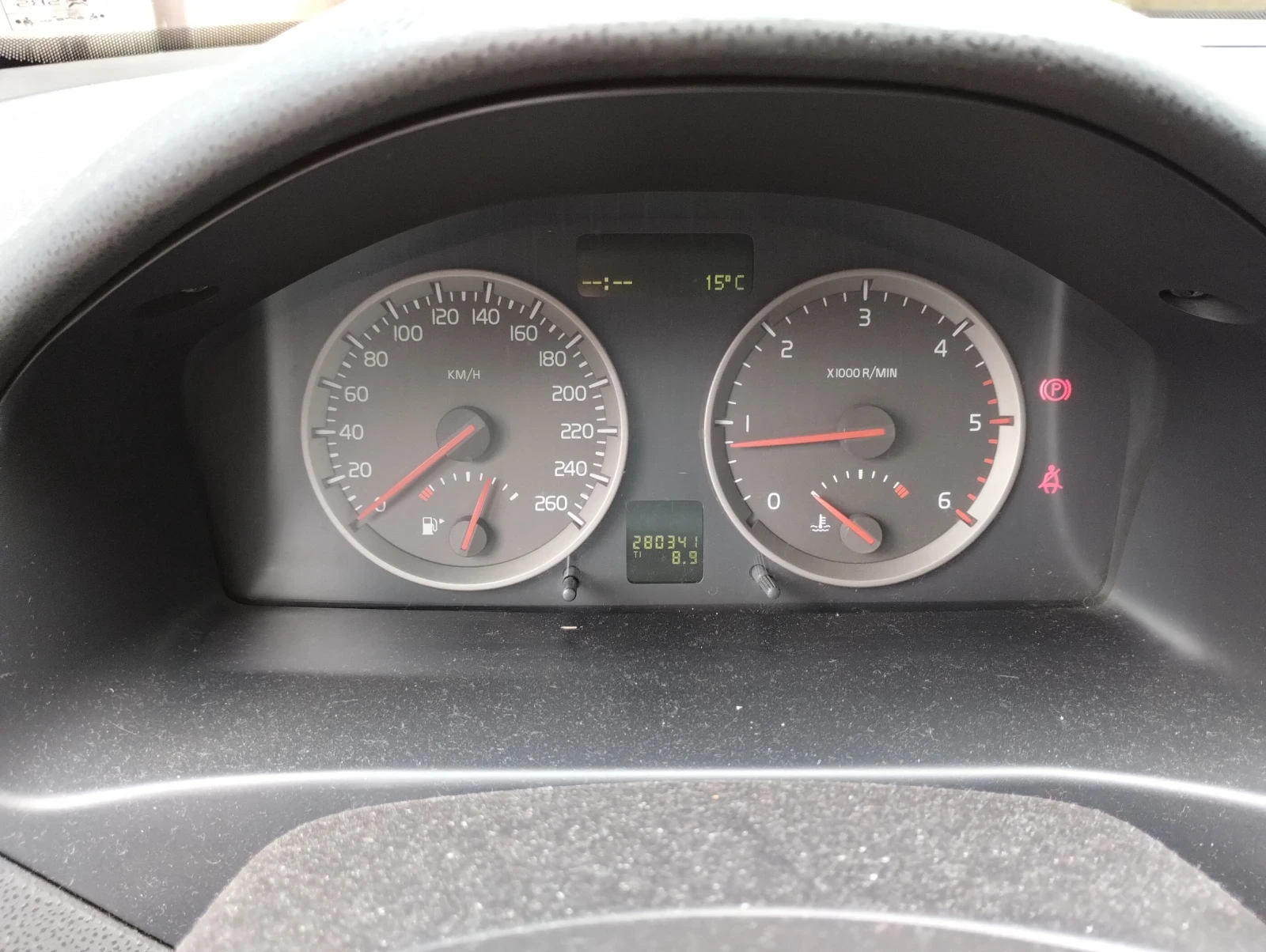 Volvo S40 2.0D, снимка 10 - Автомобили и джипове - 56213047