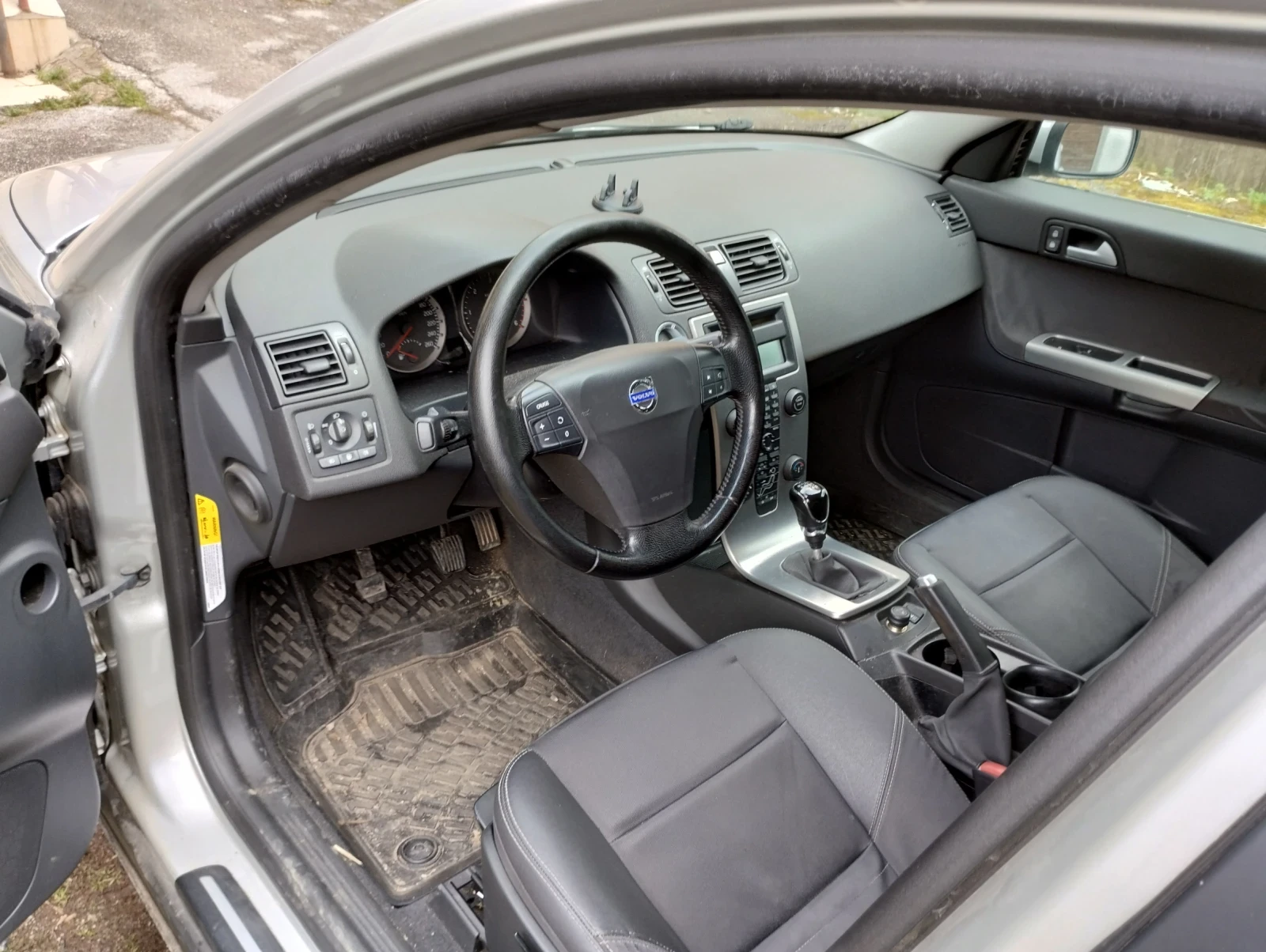 Volvo S40 2.0D, снимка 6 - Автомобили и джипове - 56213047