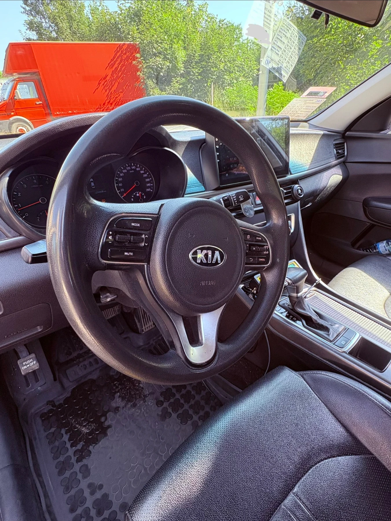 Kia K5, снимка 11 - Автомобили и джипове - 56604287