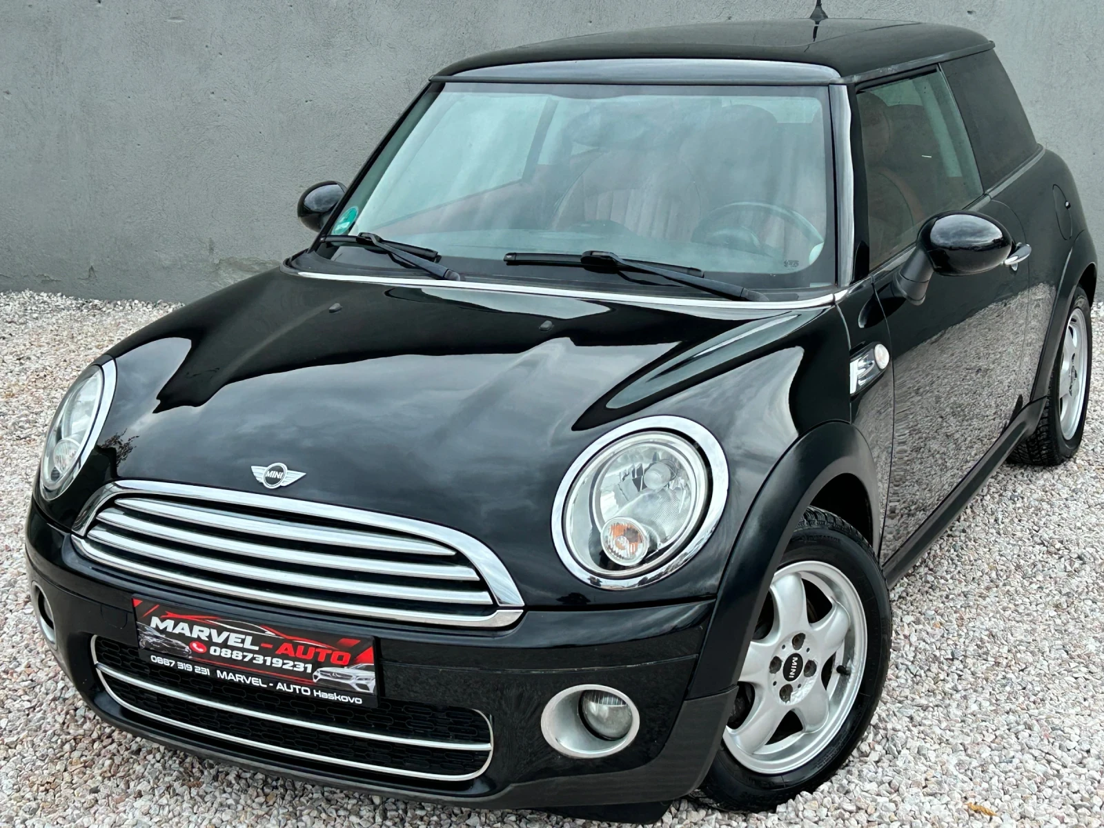 Mini Cooper DIESEl 109 PS  PANO, снимка 2 - Автомобили и джипове - 56710686
