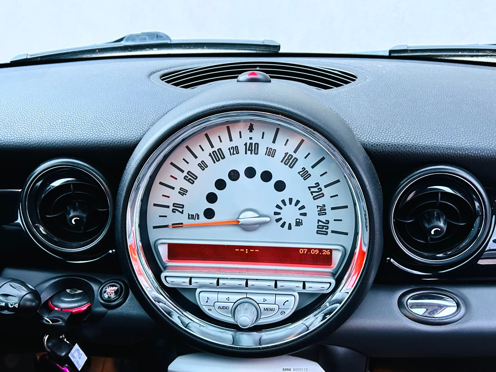 Mini Cooper DIESEl 109 PS  PANO, снимка 11 - Автомобили и джипове - 56710686