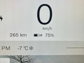 Volvo EX30 Ultra| Sunroof | Heated Seats | Keyless, снимка 12